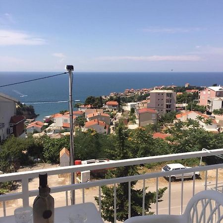 Em Apartments Ulcinj Bagian luar foto