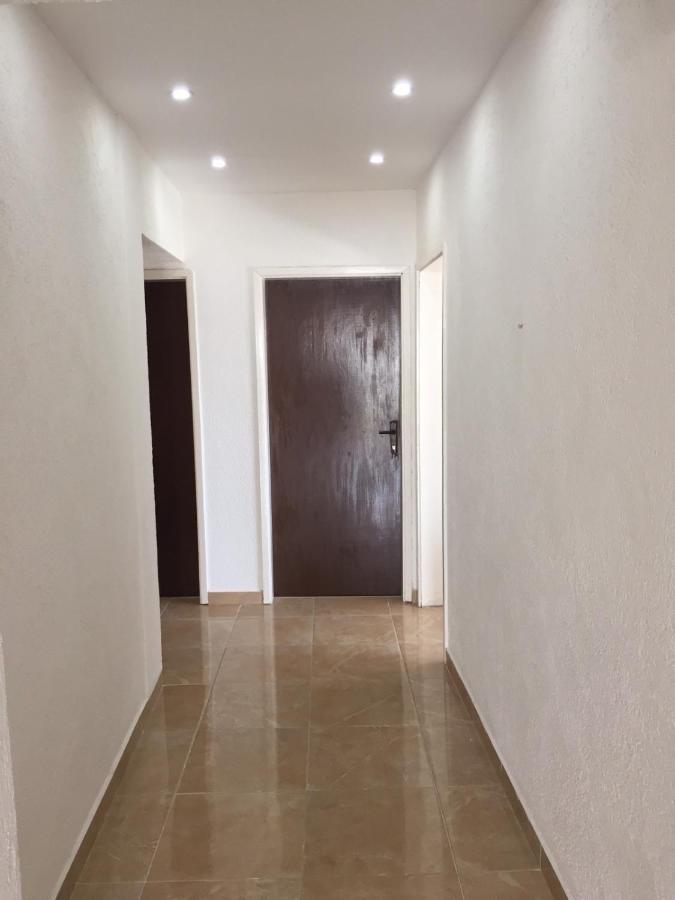 Em Apartments Ulcinj Bagian luar foto